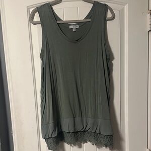 Daisy Fuentes Olive Tank Top with Lace Trim